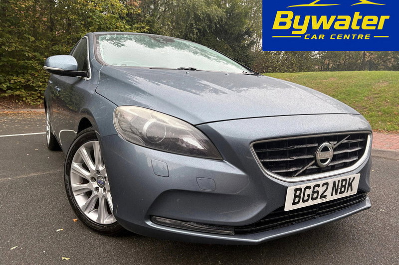 2013 Volvo V40 1.6 D2 SE Lux Hatchback 5dr Diesel Manual Euro 5 (s/s) (115 ps)