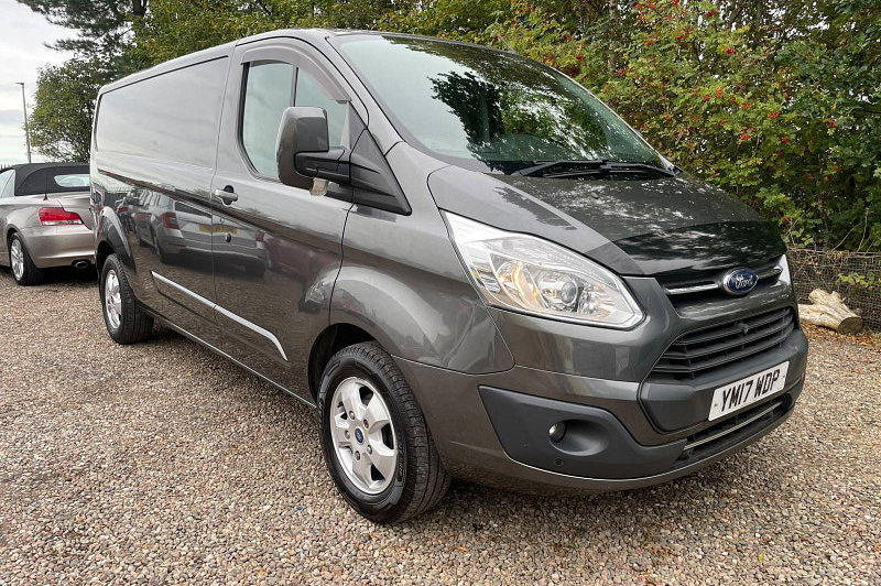 2017 Ford Transit Custom 2.0 TDCi 290 Limited Panel Van 5dr Diesel Manual L2 H2 (157 g/km, 128 bhp)