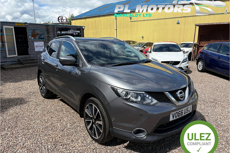 2016 Nissan Qashqai 1.6 dCi Tekna SUV 5dr Diesel XTRON 2WD Euro 6 (s/s) (130 ps)