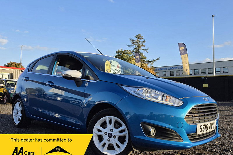 2016 Ford Fiesta 1.25 Zetec Blue Edition Hatchback 5dr Petrol Manual Euro 6 (82 ps)