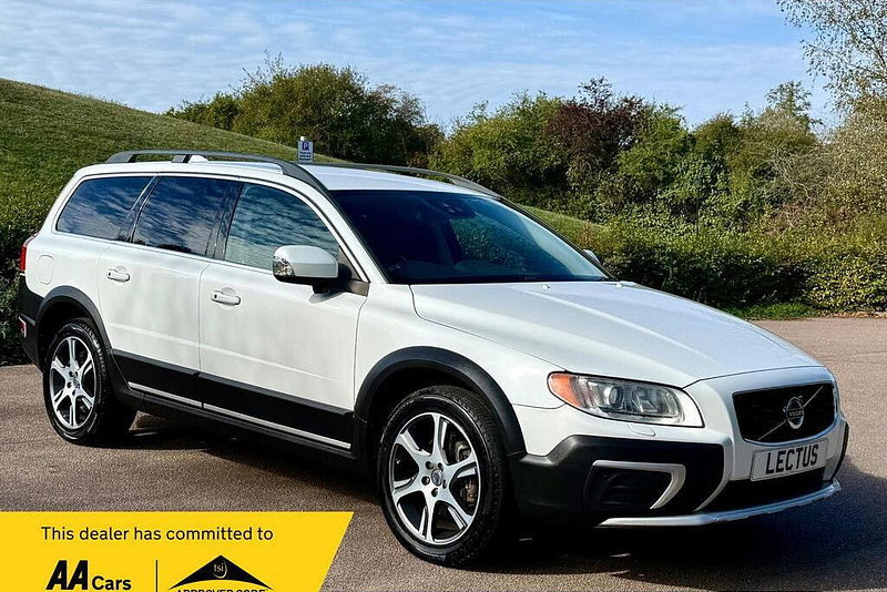 2013 Volvo XC70 3.0 T6 SE Lux Geartronic AWD Euro 5 5dr