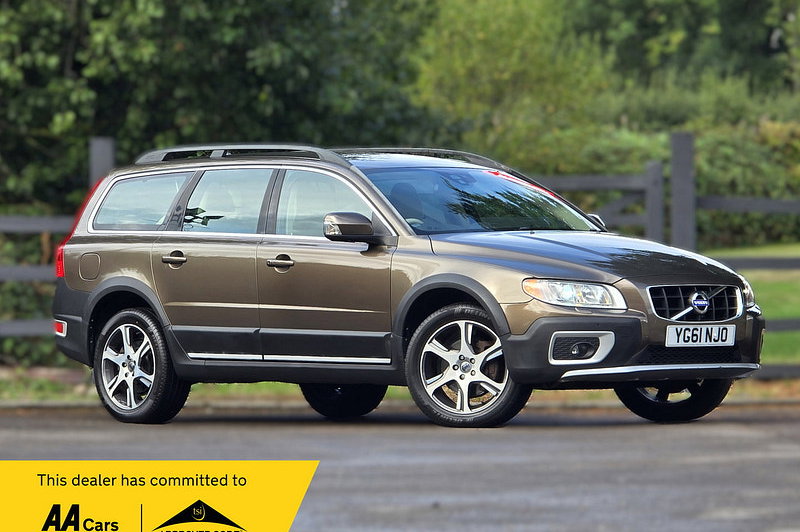 2011 Volvo XC70 2.0 D3 SE Lux Estate 5dr Diesel Geartronic Euro 5 (163 ps) — sold