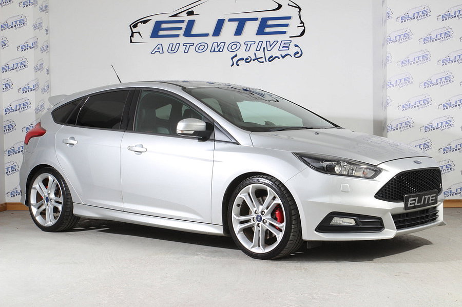 2016 Ford Focus 2.0T EcoBoost ST-3 Hatchback 5dr Petrol Manual Euro 6 (s/s) (250 ps)