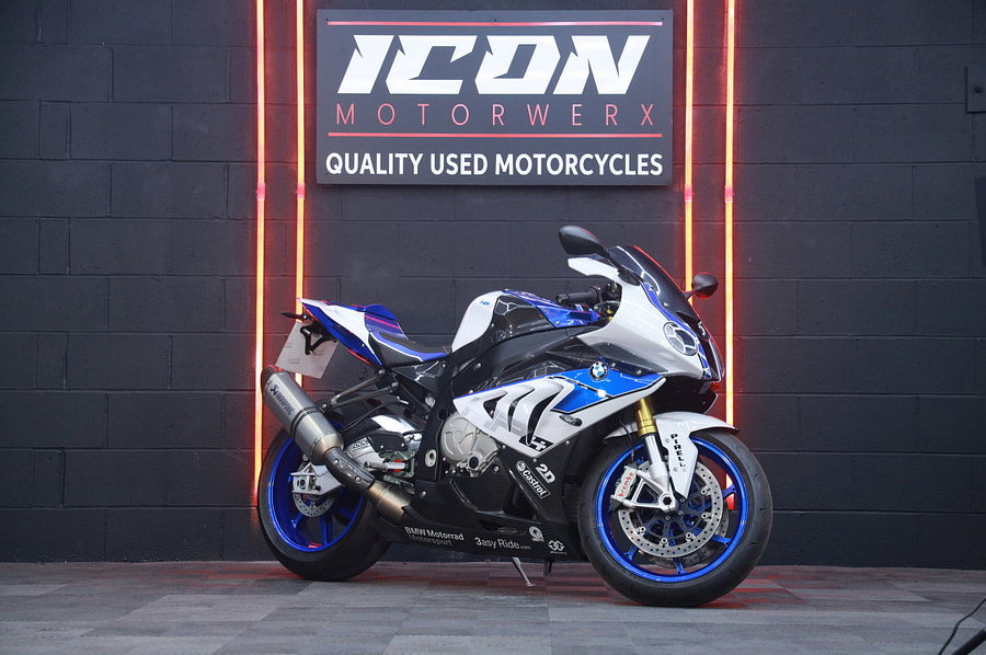 2013 BMW HP4 1000