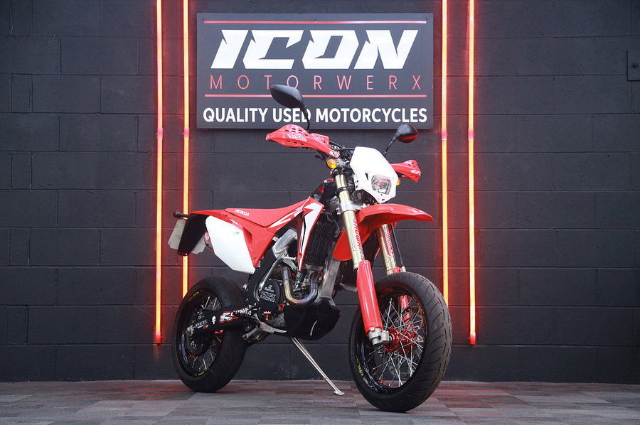 2018 Honda CRF450RX 450 SUPERMOTO