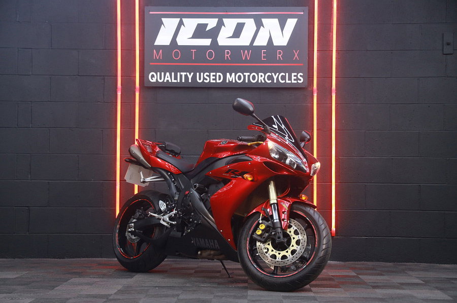 2004 Yamaha R1 YZF R1 low miles lava Red