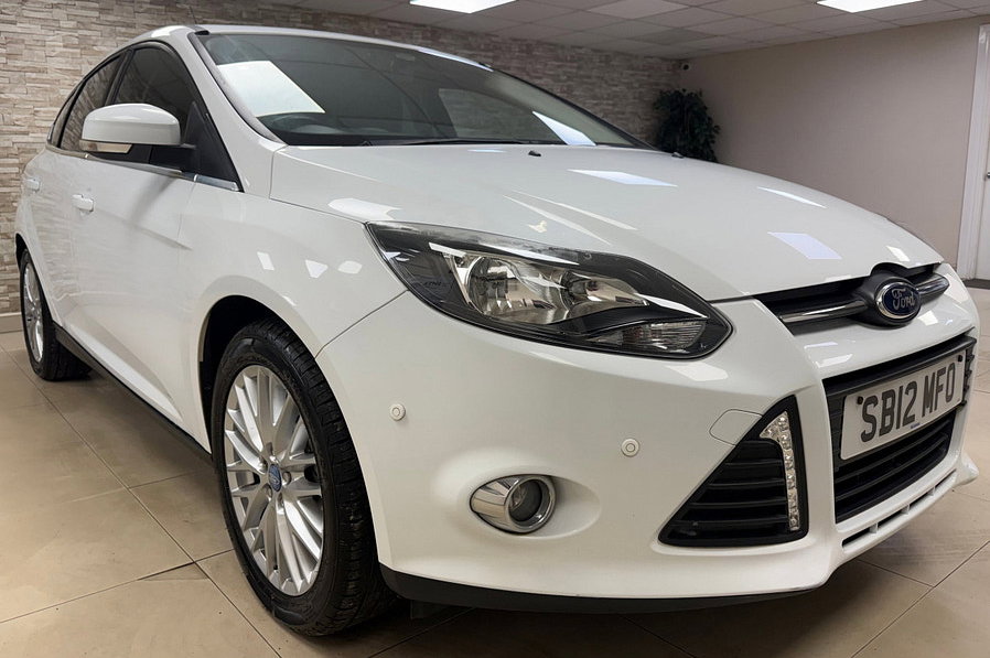 2012 Ford Focus 1.6 Zetec Hatchback 5dr Petrol Manual Euro 5 (105 ps)