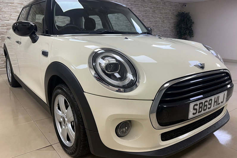 2019 MINI Cooper Cooper Classic