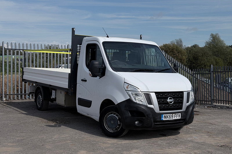 2019 Nissan NV400 2.3 dCi 35 SE Dropside 2dr Diesel Manual FWD L3 Euro 6 (130 ps)