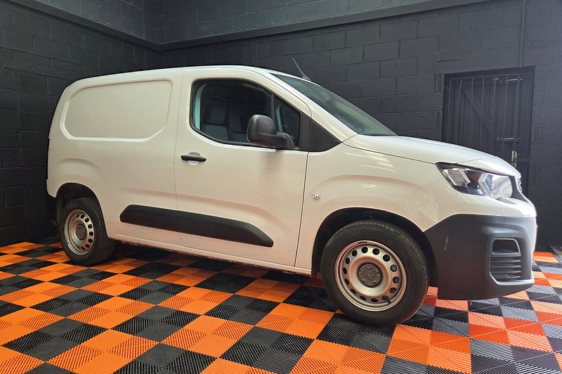 2023 Peugeot Partner 1.5 BlueHDi 1000 Professional Premium + Standard Panel Van 5dr Diesel Manual SWB Euro 6 (s/s) (100 bhp)