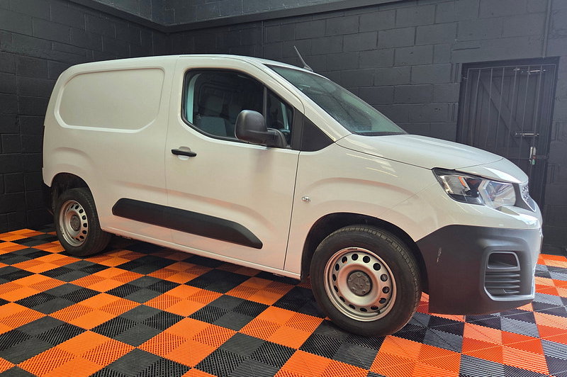 2024 Peugeot Partner 1.5 BlueHDi 1000 Professional Premium + Standard Panel Van 5dr Diesel Manual SWB Euro 6 (s/s) (100 bhp)