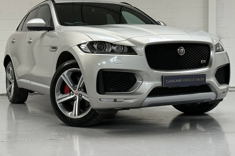 2017 Jaguar F-PACE 3.0 D300 V6 S SUV 5dr Diesel Auto AWD Euro 6 (s/s) (300 ps)