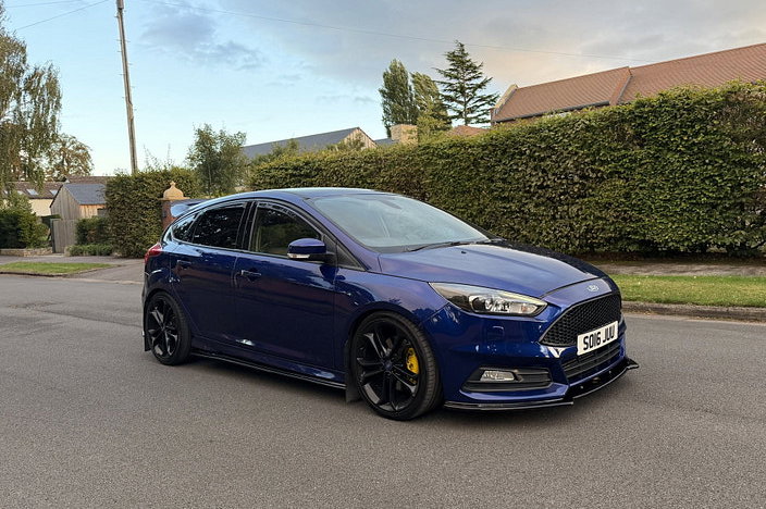 2016 Ford Focus 2.0T EcoBoost ST-3 Hatchback 5dr Petrol Manual Euro 6 (s/s) (250 ps) — sold