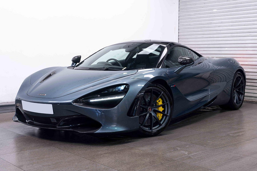 prestige-sports-performance-and-luxury-cars-in-shipley-motorhouse-of