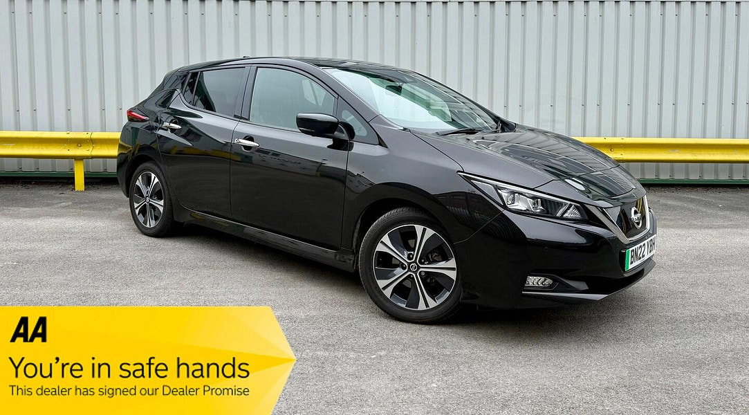 2022 LEAF 40KWH TEKNA HATCHBACK 5DR ELECTRIC AUTO 150 PS 9,995 2022 AUTOMATIC ELECTRIC... photo
