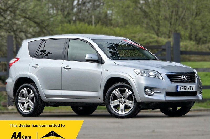 2011 Toyota RAV4 2.2 D-CAT SR SUV 5dr Diesel Auto 4WD Euro 5 (150 ps)