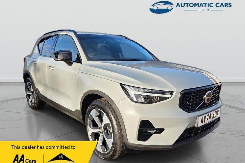 2024 Volvo XC40 B4 PLUS