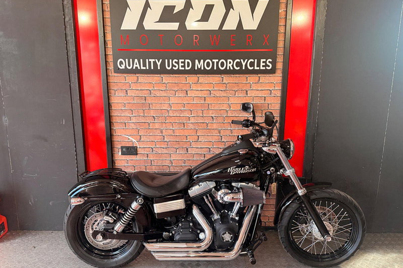 2011 Harley-Davidson Street 21739