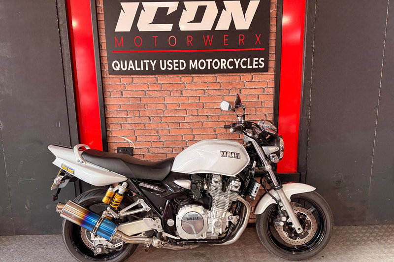 2009 Yamaha XJR1300 XJR1300 LOW MILES CLEAN EXAMPLE