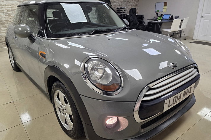 2014 MINI Hatch 1.5 Cooper Hatchback 3dr Petrol Auto Euro 6 (s/s) (136 ps)