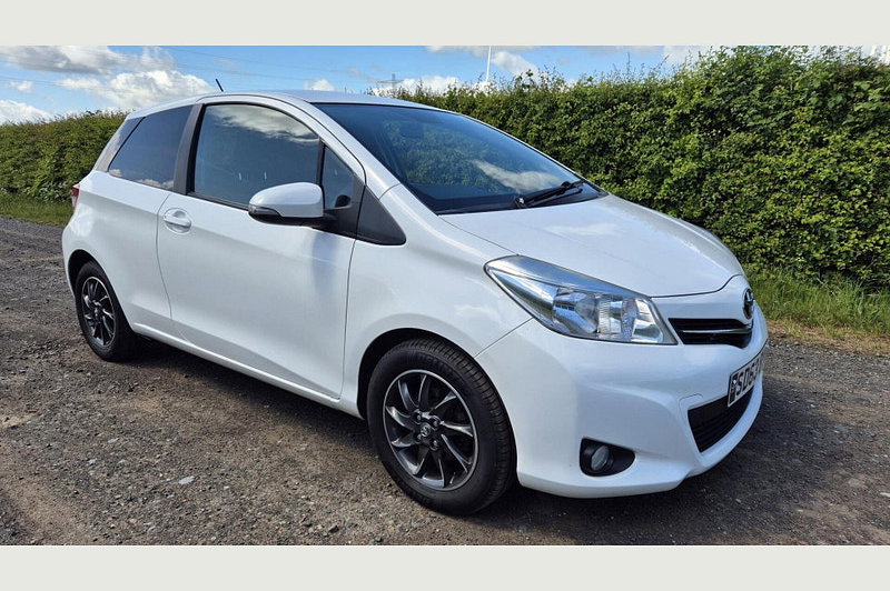 2013 Toyota Yaris VVT-I EDITION