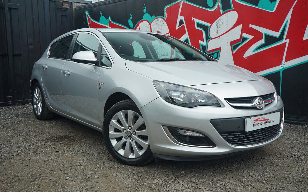 2014 Vauxhall Astra 2.0 CDTi Elite Hatchback 5dr Diesel Auto Euro 5 (165 ps)