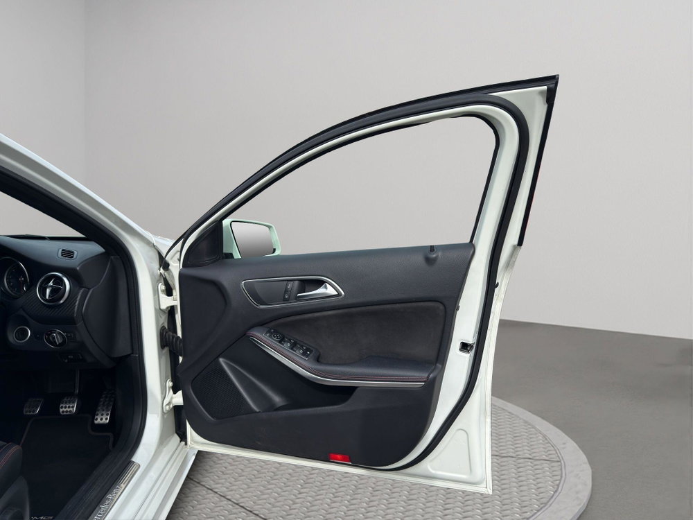 Mercedes-Benz A Class 1.6 A180 AMG Line Euro 6 (s/s) 5dr