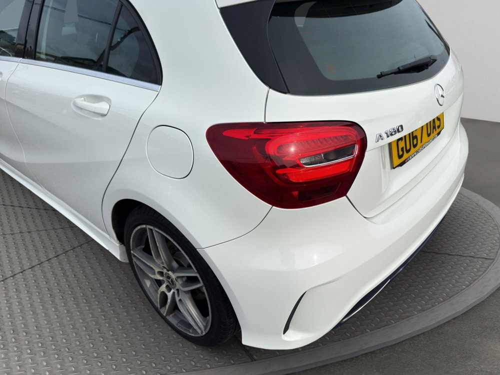 Mercedes-Benz A Class 1.6 A180 AMG Line Euro 6 (s/s) 5dr