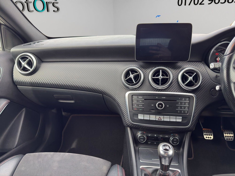 Mercedes-Benz A Class 1.6 A180 AMG Line Euro 6 (s/s) 5dr