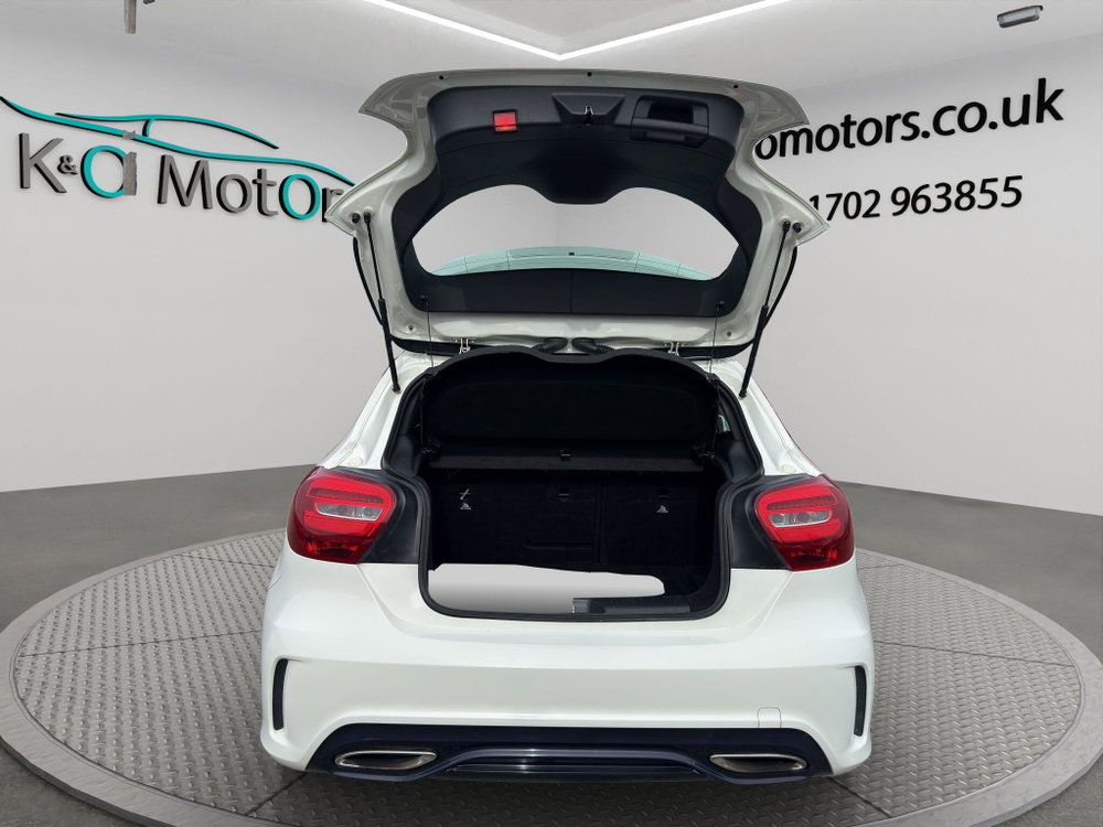 Mercedes-Benz A Class 1.6 A180 AMG Line Euro 6 (s/s) 5dr