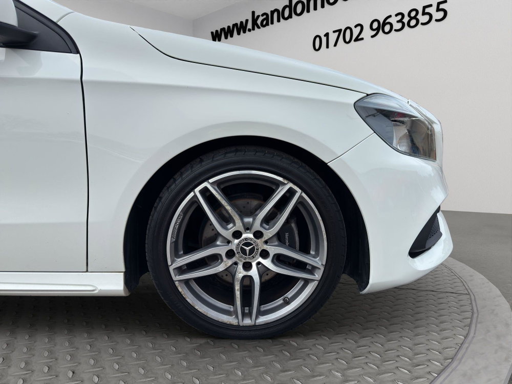 Mercedes-Benz A Class 1.6 A180 AMG Line Euro 6 (s/s) 5dr