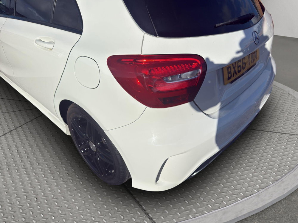 Mercedes-Benz A Class 2.1 A200d AMG Line Euro 6 (s/s) 5dr