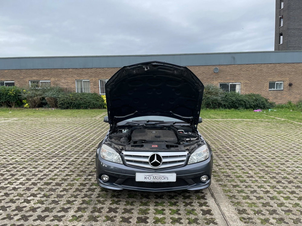 Mercedes-Benz C Class 2.1 C200 CDI BlueEfficiency Sport Auto Euro 5 5dr
