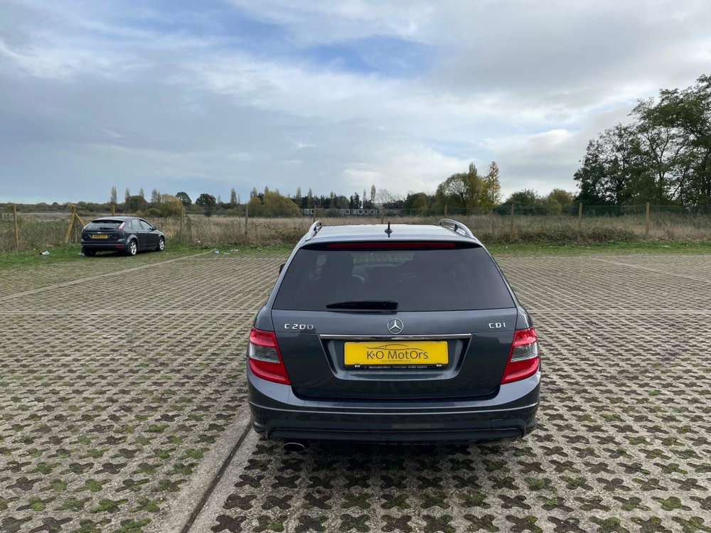 Mercedes-Benz C Class 2.1 C200 CDI BlueEfficiency Sport Auto Euro 5 5dr