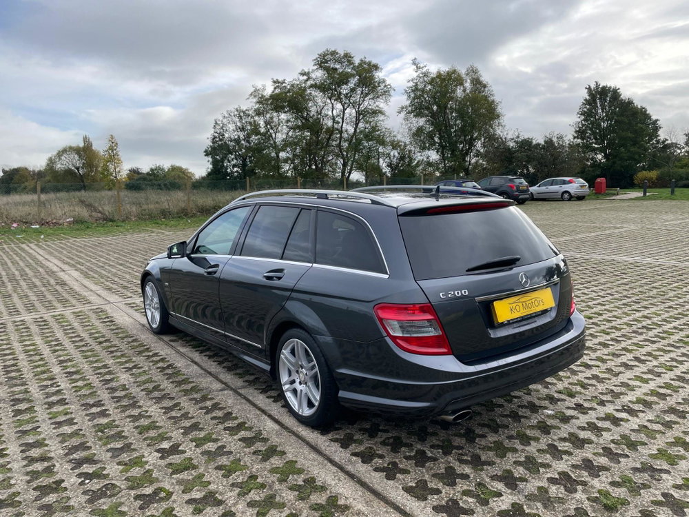Mercedes-Benz C Class 2.1 C200 CDI BlueEfficiency Sport Auto Euro 5 5dr