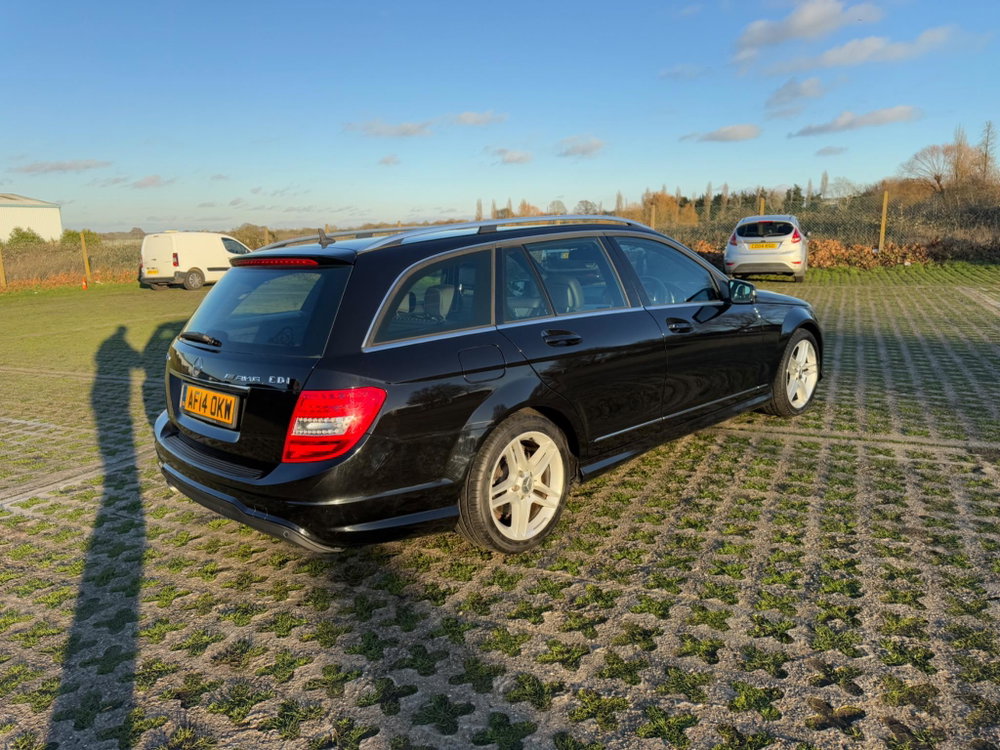 Mercedes-Benz C Class 2.1 C220 CDI AMG Sport Edition G-Tronic+ Euro 5 (s/s) 5dr