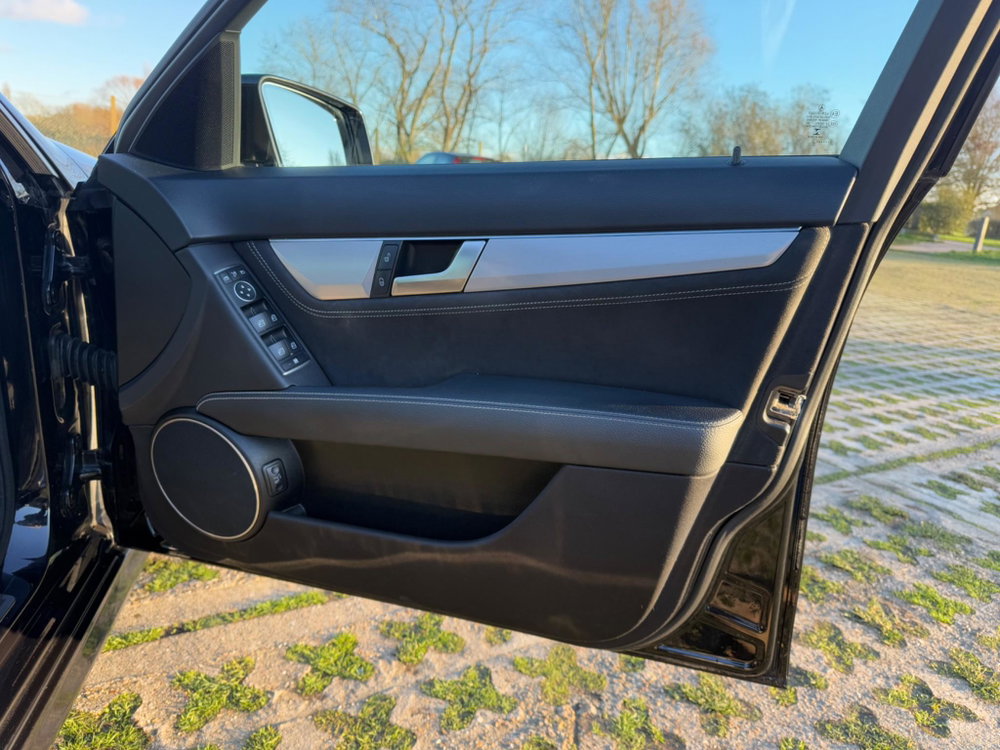 Mercedes-Benz C Class 2.1 C220 CDI AMG Sport Edition G-Tronic+ Euro 5 (s/s) 5dr