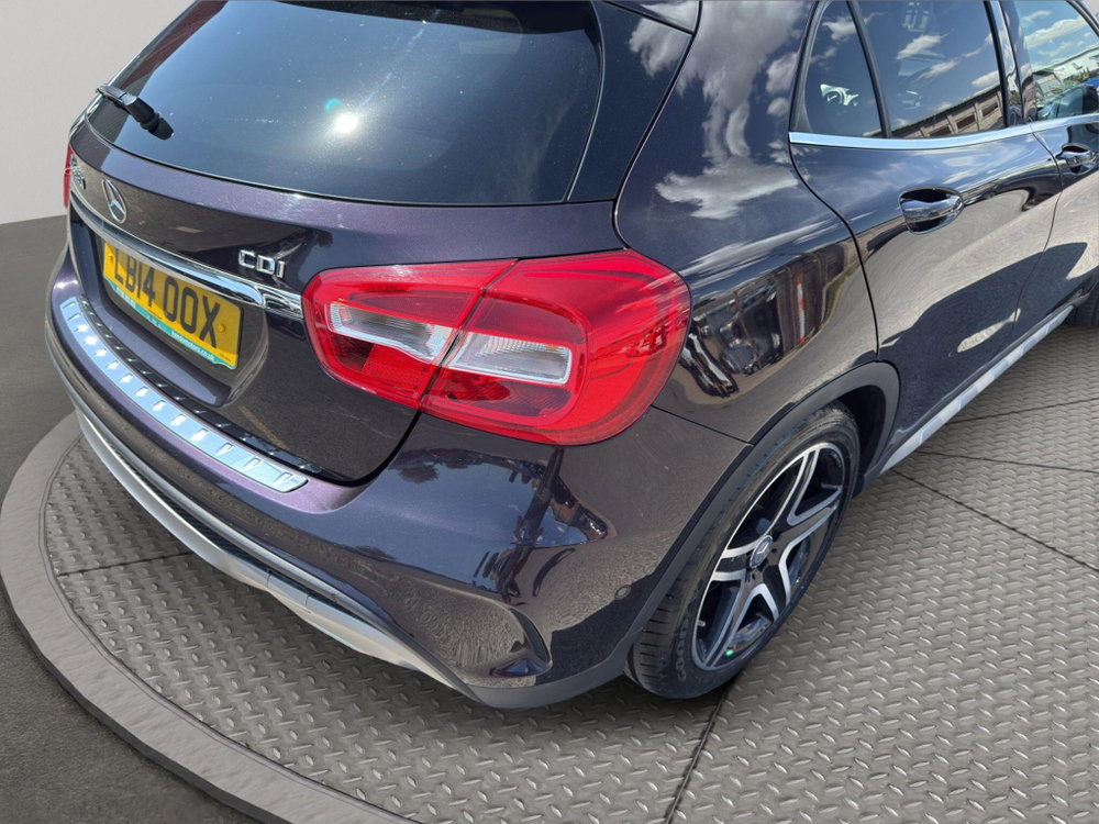 Mercedes-Benz GLA 2.1 GLA220 CDI AMG Line SUV 5dr Diesel 7G-DCT 4MATIC Euro 6 (s/s) (170 ps)