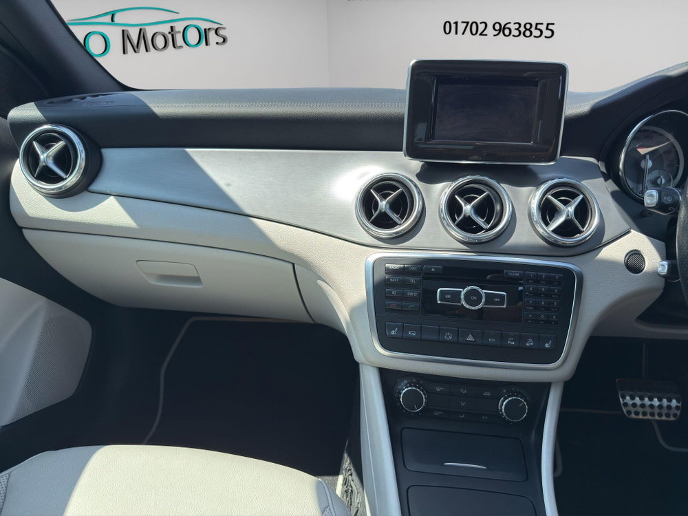 Mercedes-Benz GLA 2.1 GLA220 CDI AMG Line SUV 5dr Diesel 7G-DCT 4MATIC Euro 6 (s/s) (170 ps)