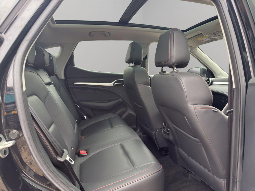 MG MG ZS 72.6kWh Trophy Long Range Auto 5dr