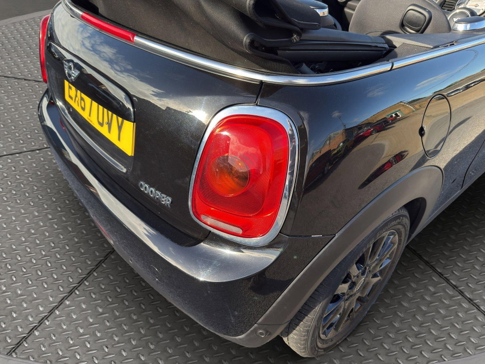 MINI Convertible 1.5 Cooper Euro 6 (s/s) 2dr