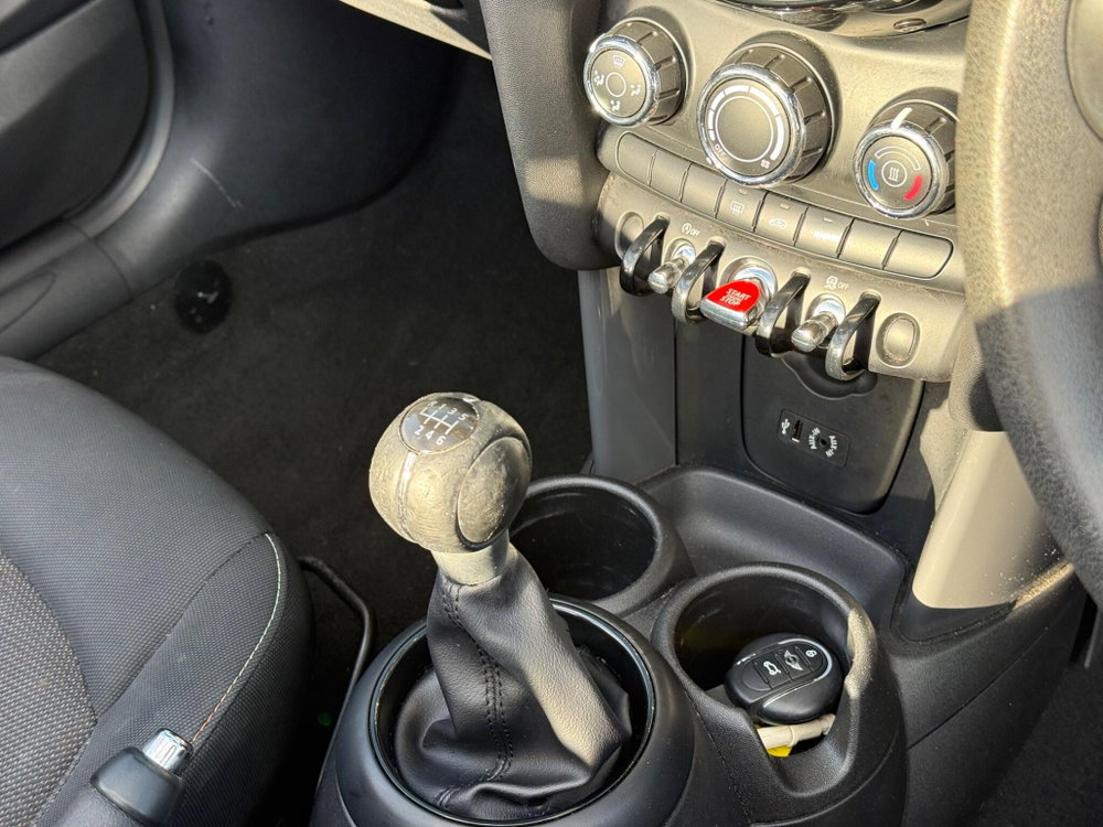 MINI Convertible 1.5 Cooper Euro 6 (s/s) 2dr