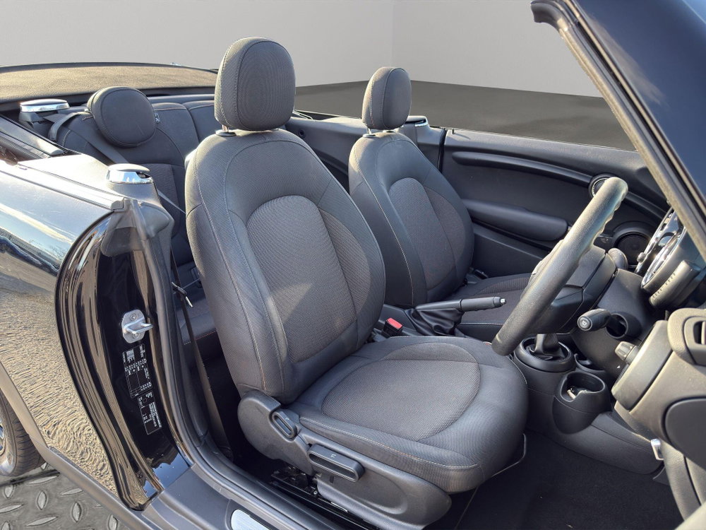 MINI Convertible 1.5 Cooper Euro 6 (s/s) 2dr