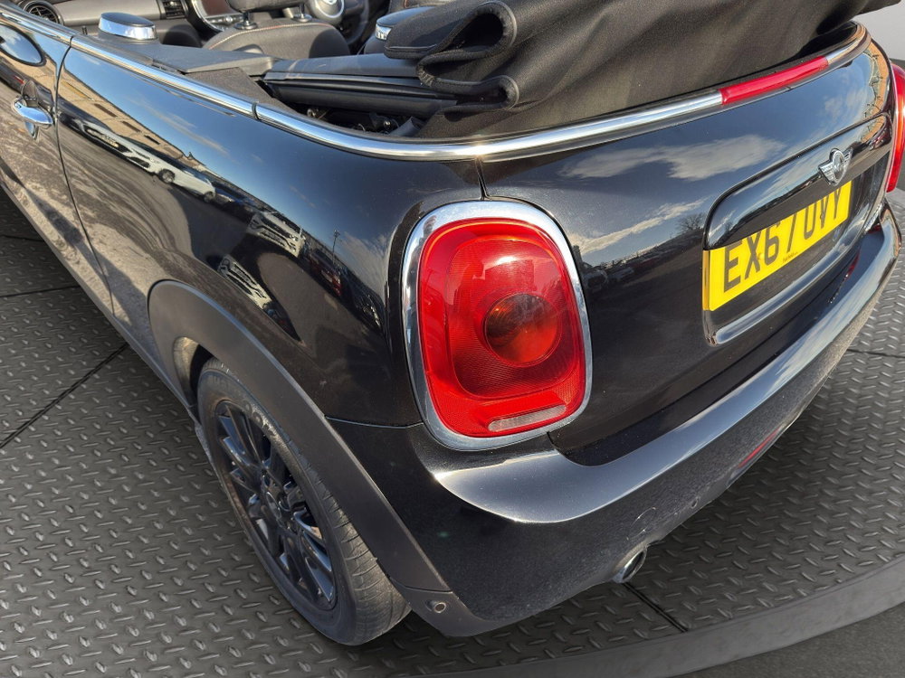 MINI Convertible 1.5 Cooper Euro 6 (s/s) 2dr