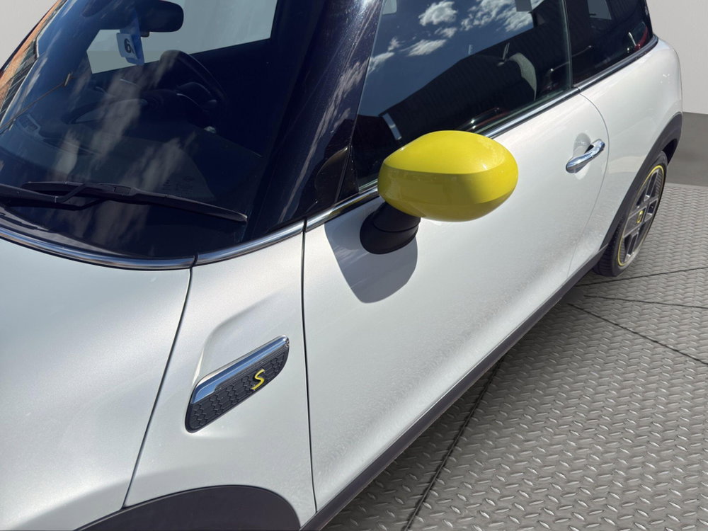 MINI Electric hatch Cooper SE 32.6kWh Level 2 Auto 3dr