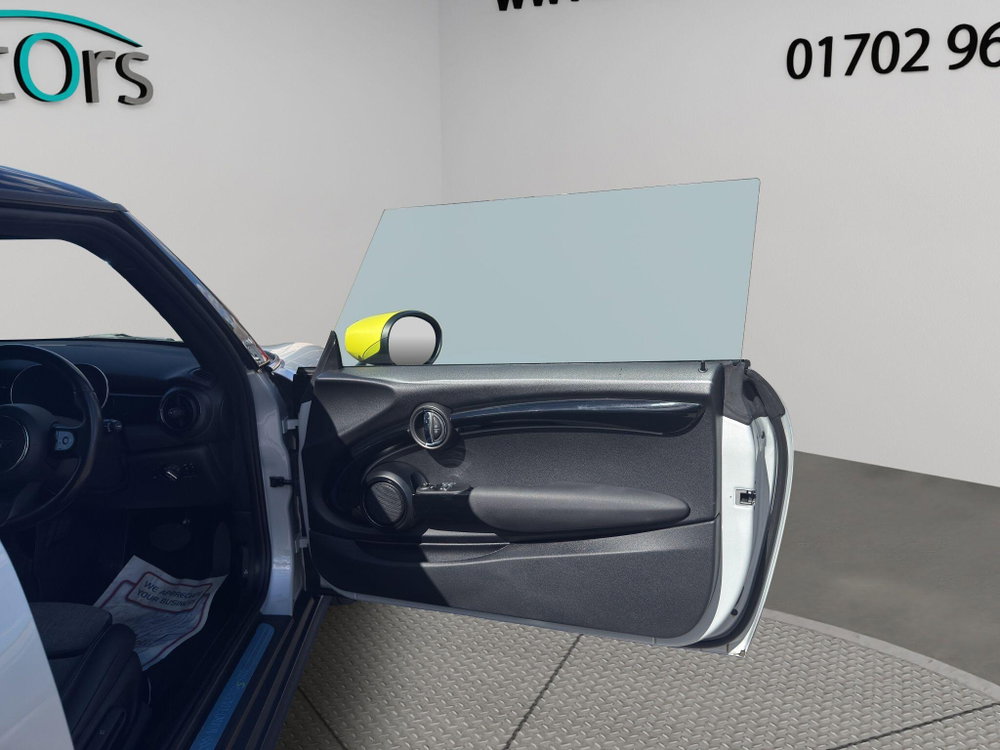 MINI Electric hatch Cooper SE 32.6kWh Level 2 Auto 3dr