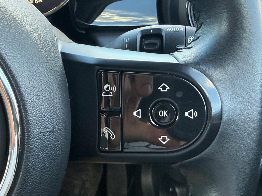 MINI Electric hatch Cooper SE 32.6kWh Level 2 Auto 3dr