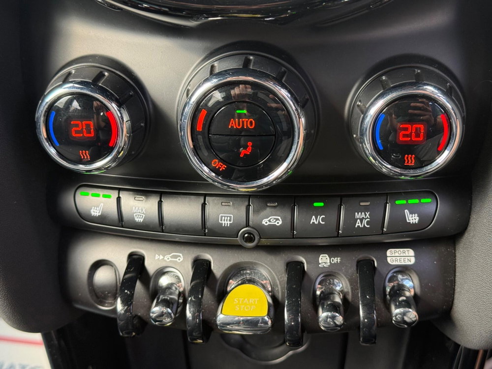 MINI Electric hatch Cooper SE 32.6kWh Level 2 Auto 3dr