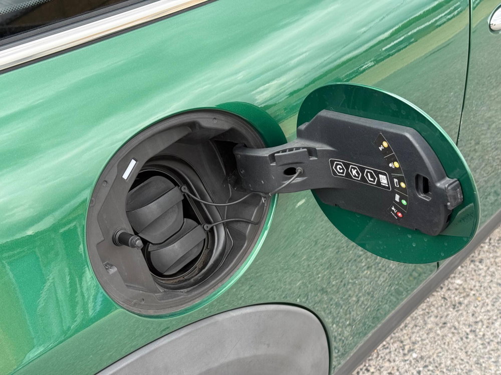 MINI Electric hatch Cooper SE 32.6kWh Level 2 Auto 3dr