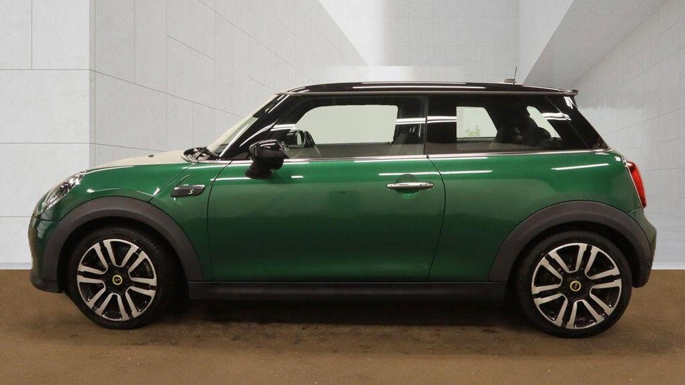 MINI Electric hatch Cooper SE 32.6kWh Level 2 Auto 3dr